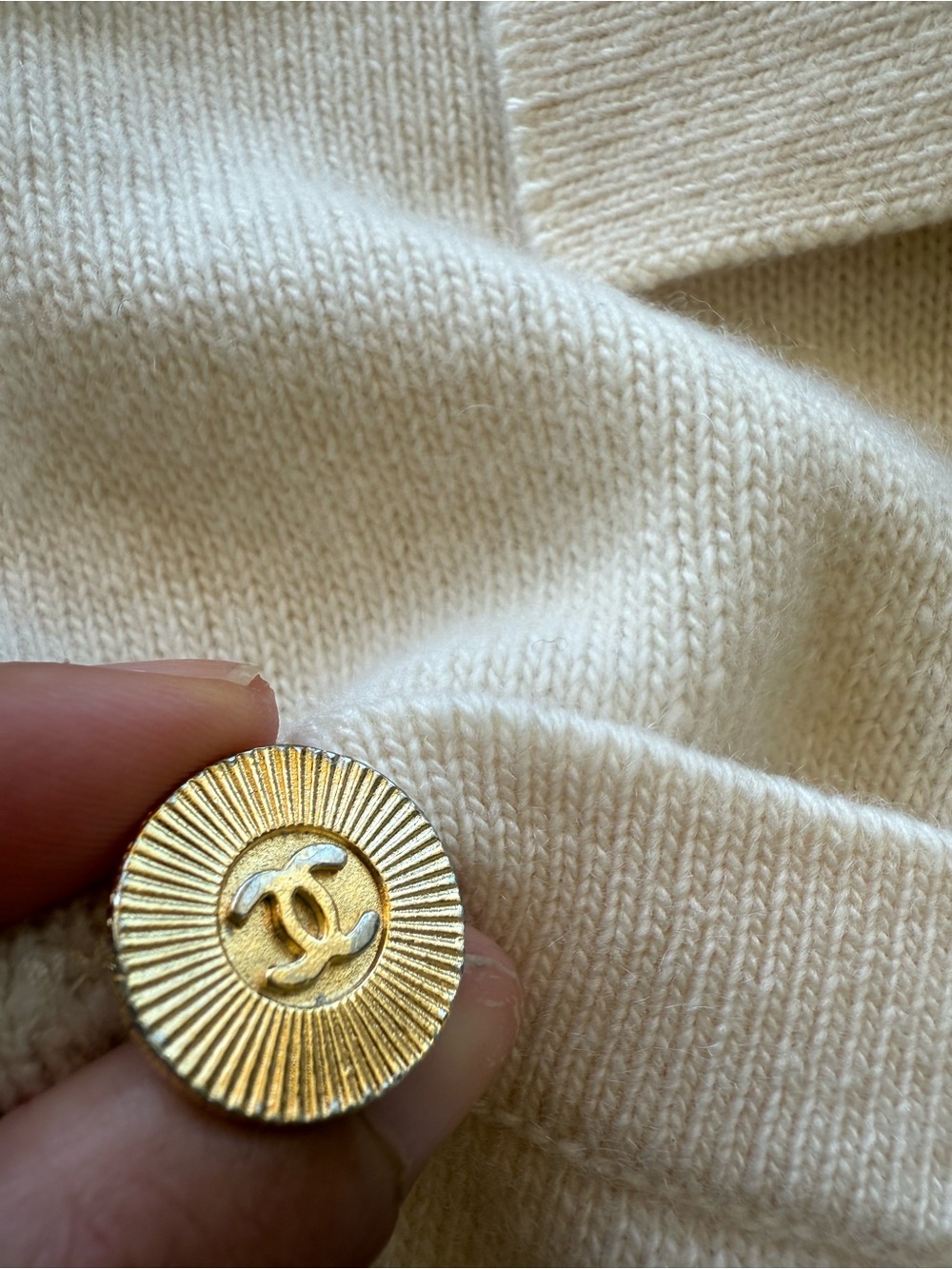 Authentic Vintage CHANEL Cream Collared Button-Front Cardigan with Gold Buttons - Picture 12 of 14